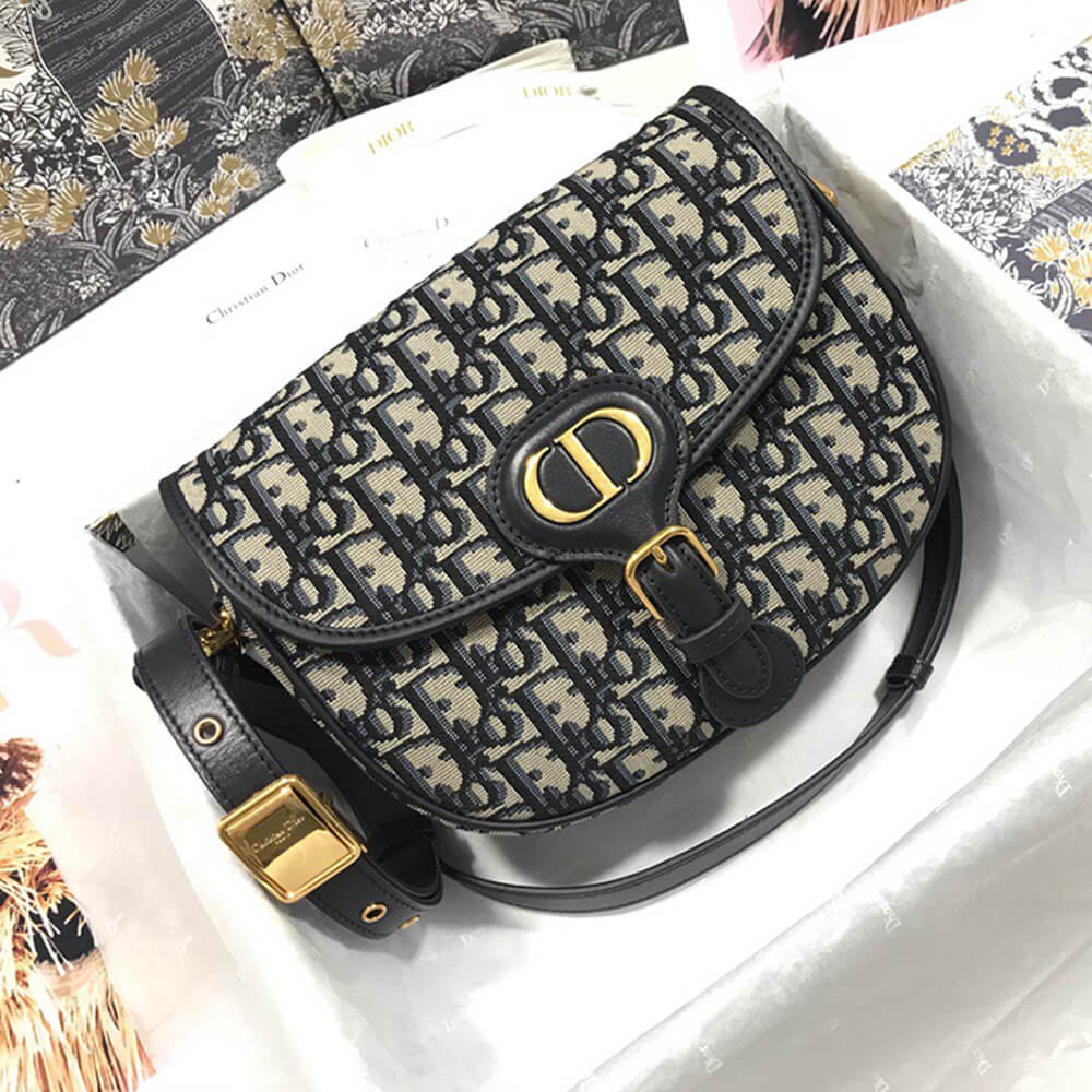 MEDIUM DIOR BOBBY BAG   (High-end grade)