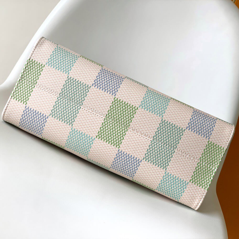 LV OnTheGo MM
