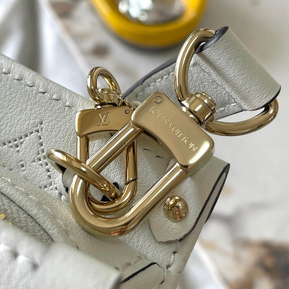 LV OnTheGo East West  (high-end grade)